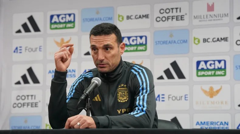  Scaloni confirmó a Messi y Di María para la Copa América y le dejó un claro mensaje al&nbsp;resto