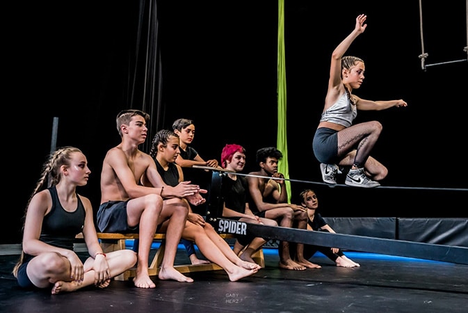 Clases de CIRCO Y MOVIMIENTO PARA NIÑOS Y NIÑAS en Vicente&nbsp;Lopez