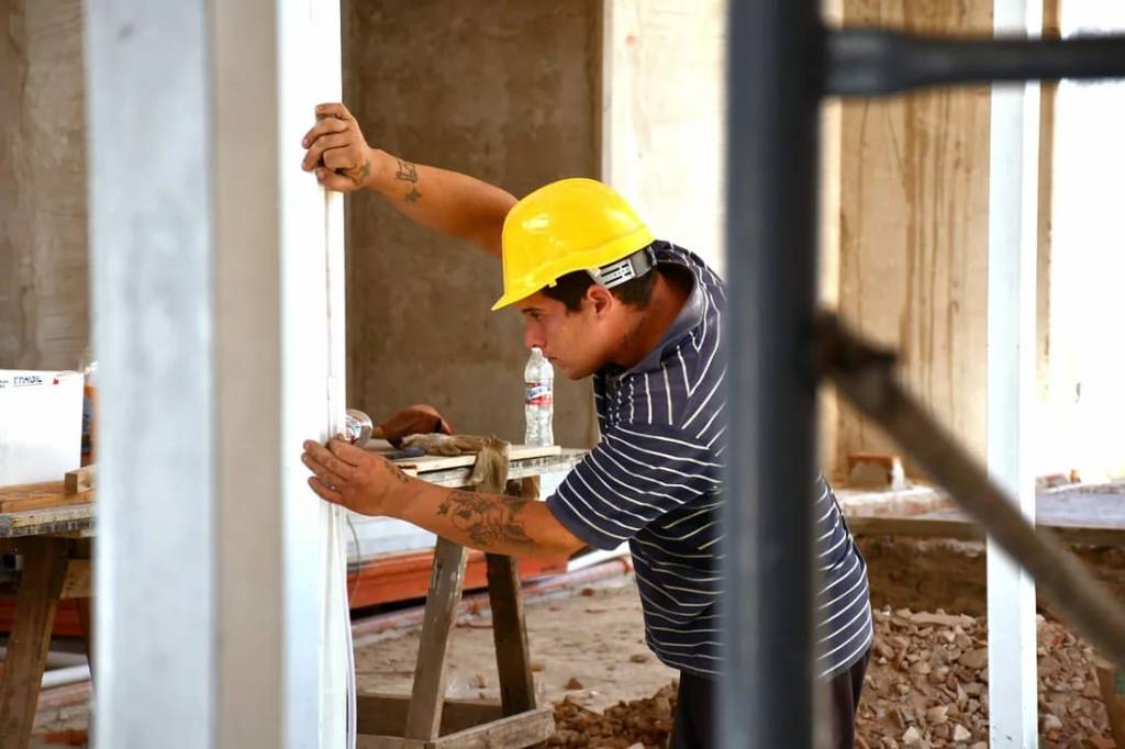 Morón consolida acciones para acompañar la vida laboral de sus vecinos y vecinas