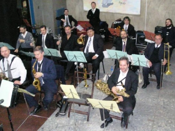 La banda de jazz de Tres de Febrero se presenta este sábado en una noche de música de&nbsp;películas
