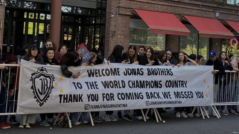 ¡Los Jonas Brothers ya están en&nbsp;Argentina!