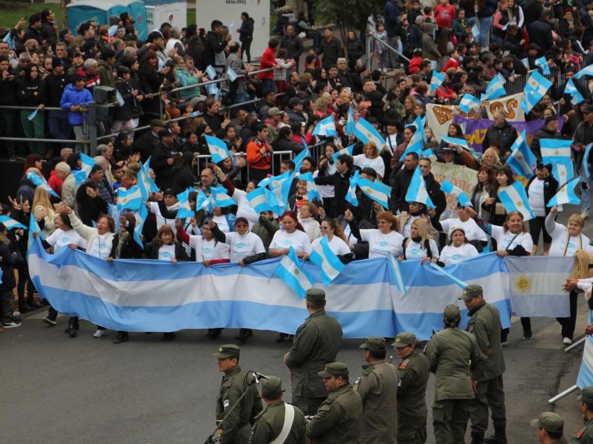 Se viene el gran desfile por el 25 de Mayo en San Miguel