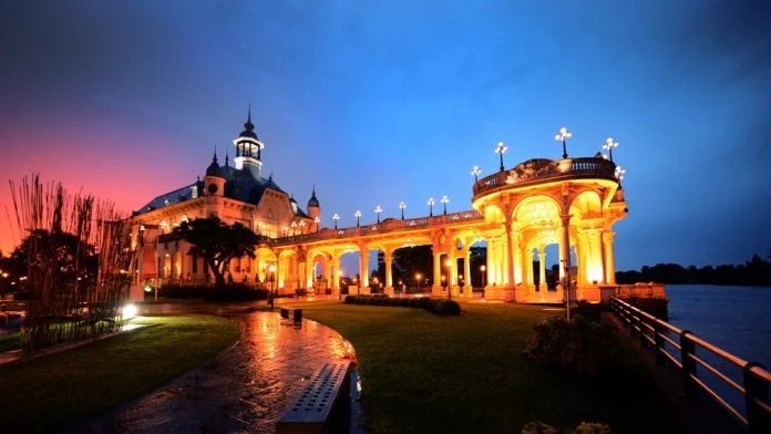 El Museo de Arte Tigre vuelve a abrir sus puertas de noche para disfrutar de poesía y música en&nbsp;vivo