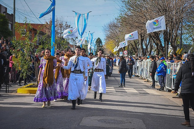 Maquinista Savio festeja sus 50 años con música en vivo, feria de emprendedores y patio&nbsp;gastronómico