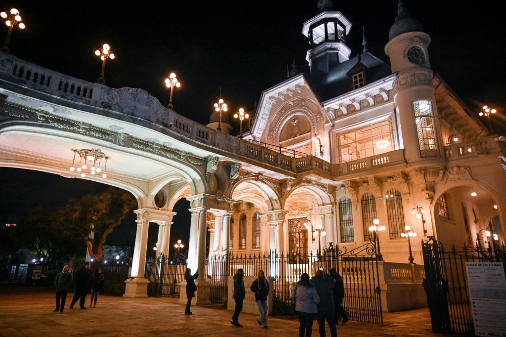Llega la nueva edición de Noches en el MAT: “Entre lienzos y palabras: Arte y&nbsp;Literatura”