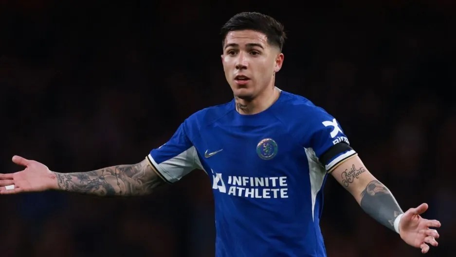 Enzo Fernández se sumó a los entrenamientos del Chelsea tras el&nbsp;escándalo