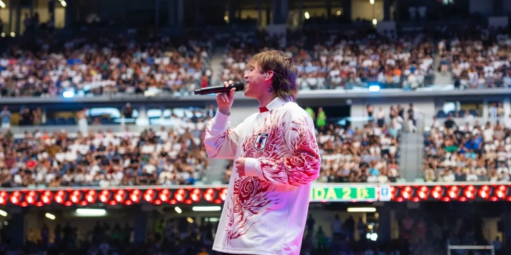 Paulo Londra sorprendió a sus fans que se quedaron sin entradas para su show en&nbsp;Barcelona