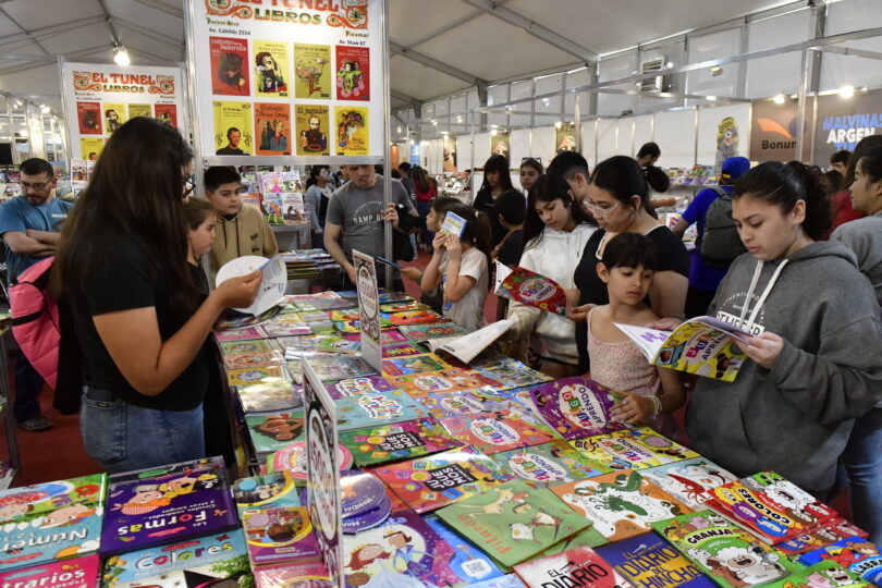 Grandes visitas en la Feria del Libro Malvinas&nbsp;Argentinas