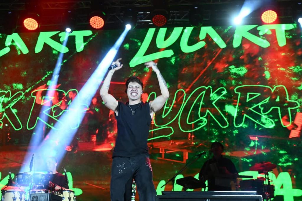 Navidad en Malvinas: un show espectacular que reunió a miles de&nbsp;familias