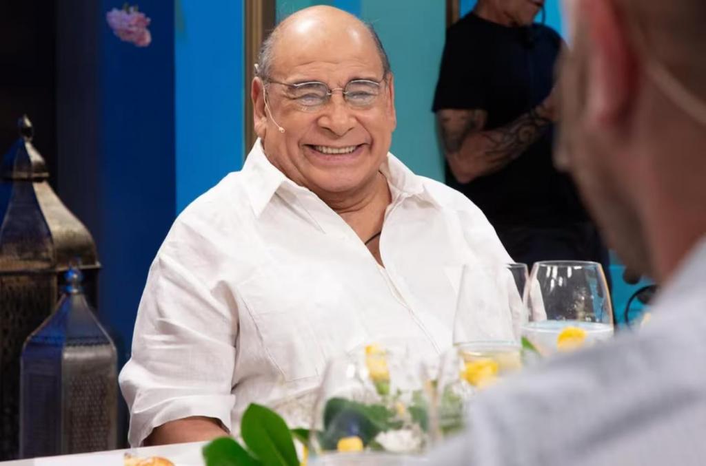 Roly Serrano regresó a la televisión en La Noche de Mirtha después de estar 9 meses&nbsp;internado