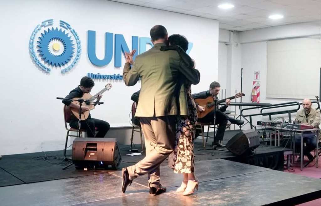 José C. Paz celebra el Día del Tango con una tarde al aire de música y&nbsp;danza
