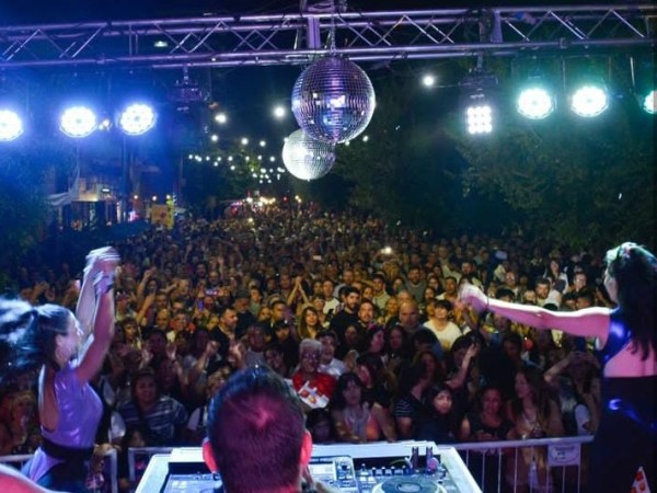 Finde en Escobar: Sabores Rodantes, El Caminito de Savio y una Peatonal&nbsp;Ochentosa