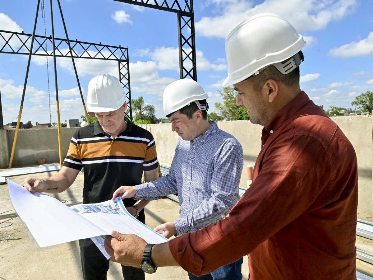 Leo Nardini supervisó el avance de importantes obras educativas en Malvinas&nbsp;Argentinas