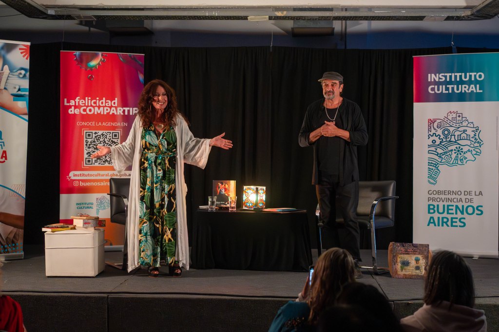 Café Cultura: Luisa Kuliok y Roberto Romano se presentan en&nbsp;Pinamar