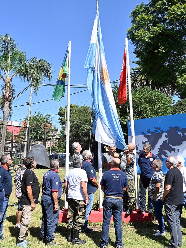 Julio Zamora compartió una emotiva jornada con la Unión de Excombatientes de Tigre en conmemoración a la gesta de&nbsp;Malvinas
